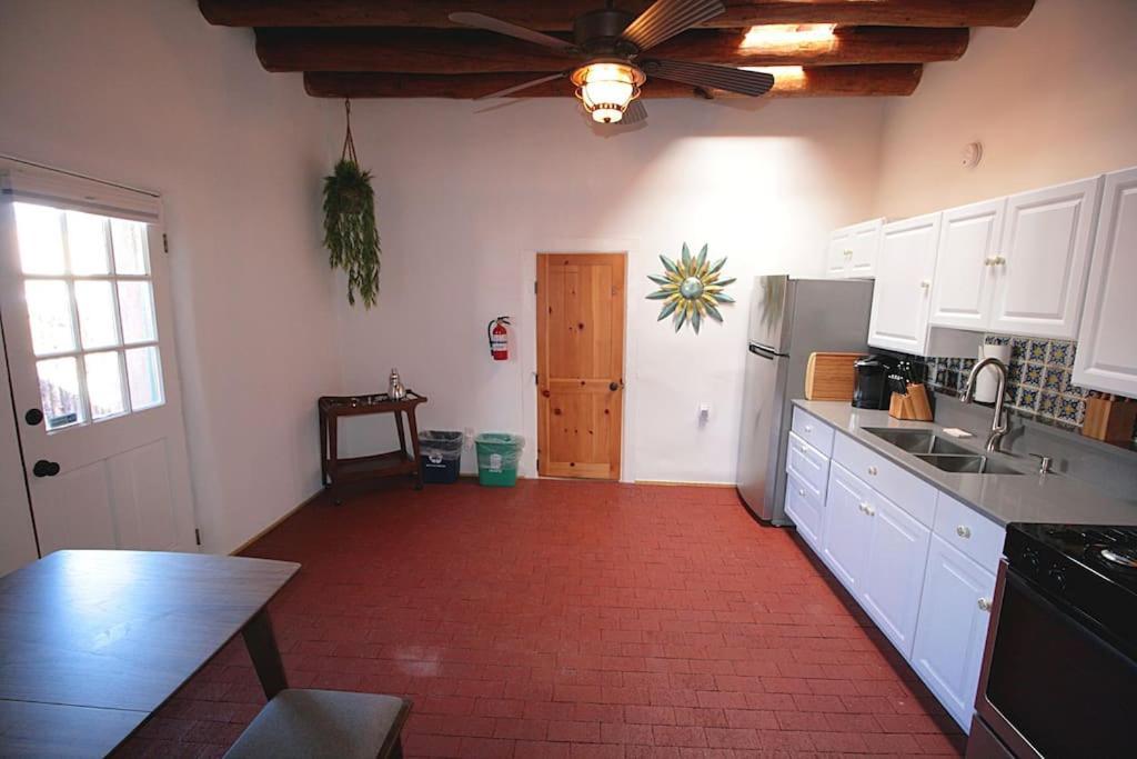 Comfort On Closson - Near Plaza - Fire Pit - Patio Santa Fe Exterior photo